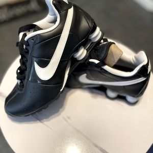 New Black Nike Shox